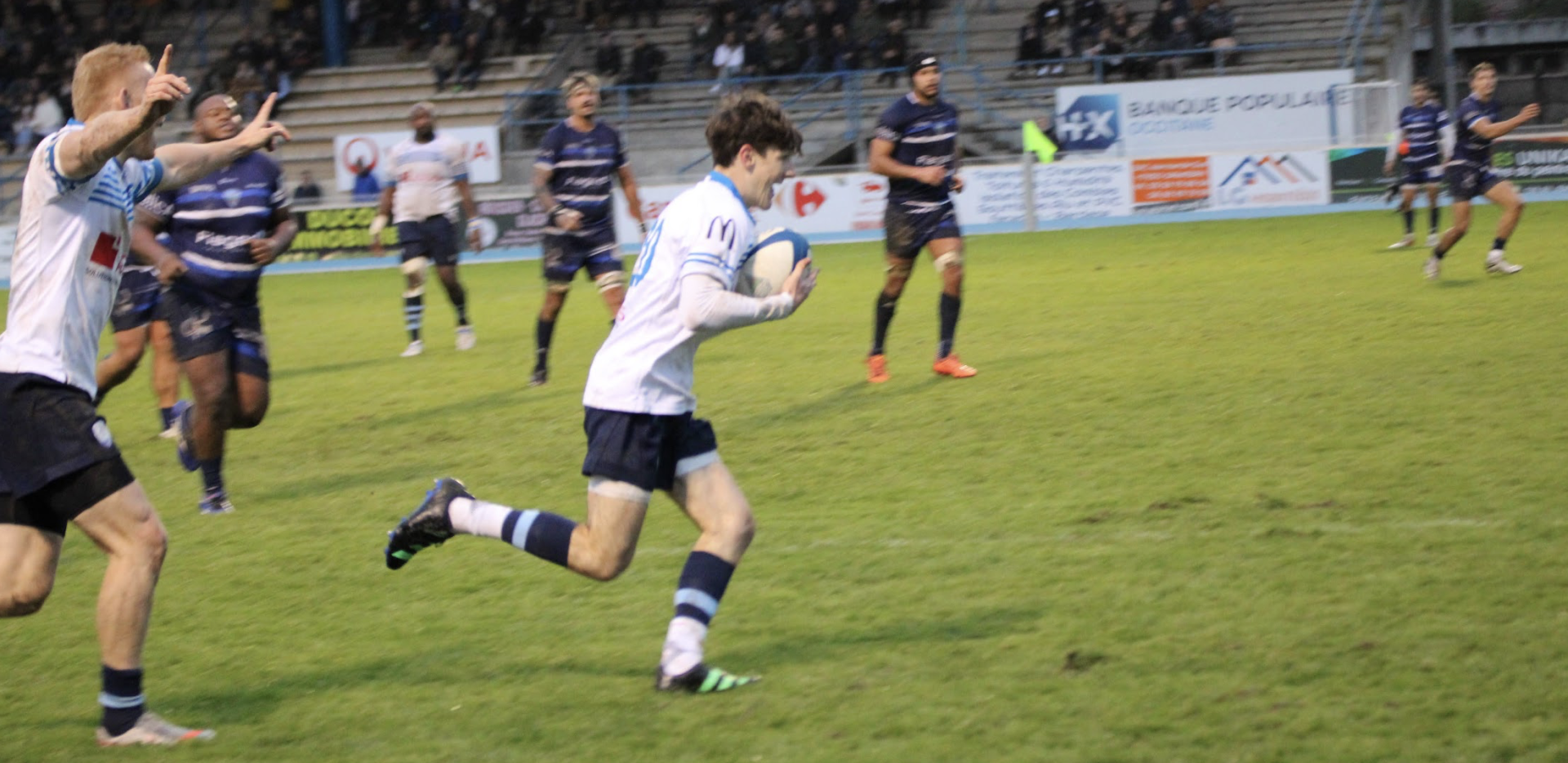 Lire la suite à propos de l’article « Mon souhait ? Me revoir porter le maillot de l’équipe première ! » Mattéo Bordenave